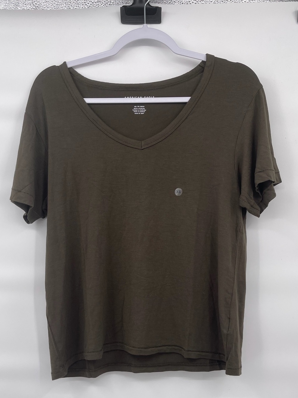 American Eagle nwt soft and sexy dark green flowy oversized v neck short sleeve